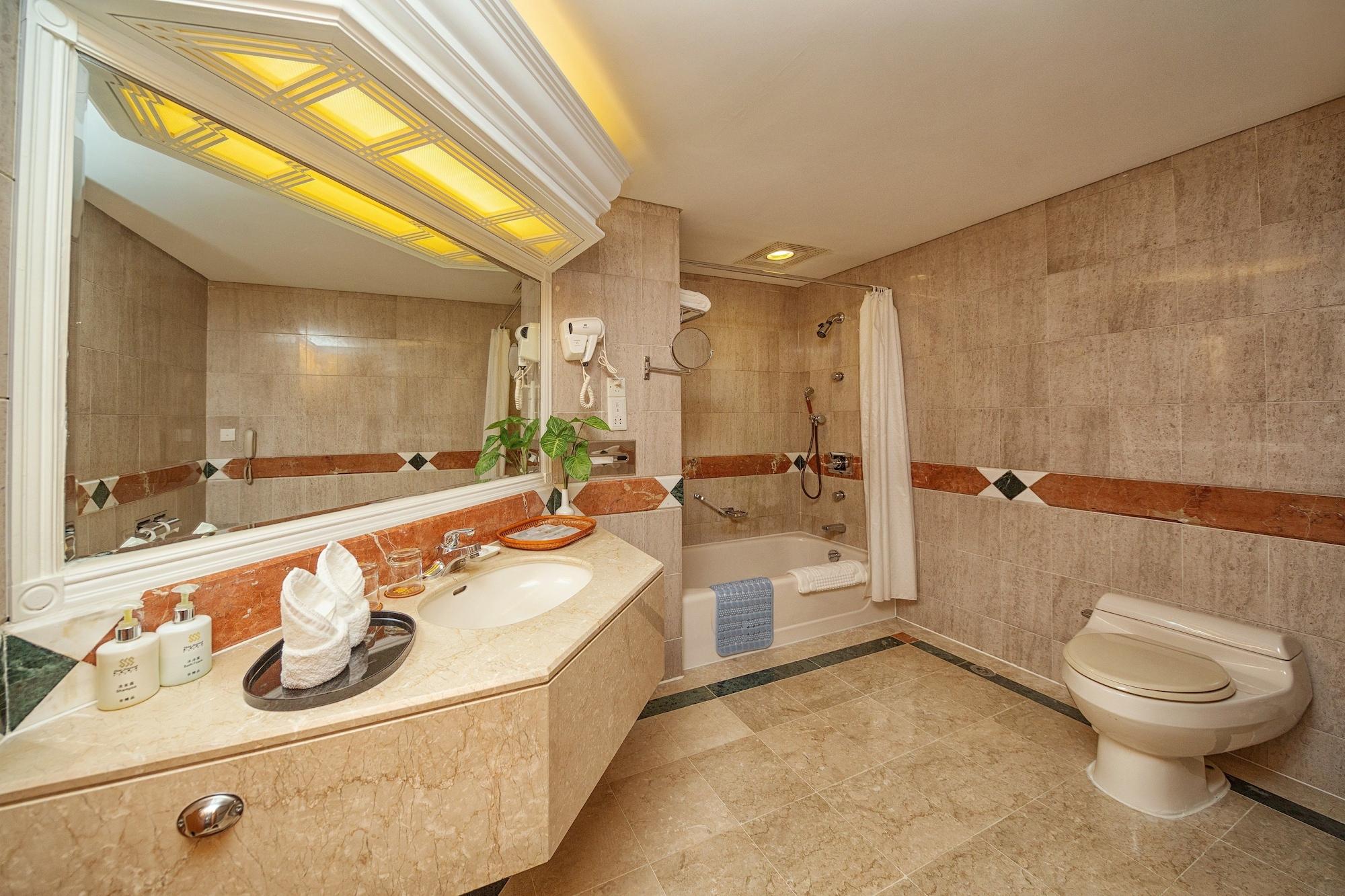 דונגגואן Hotel Silverland מראה חיצוני תמונה