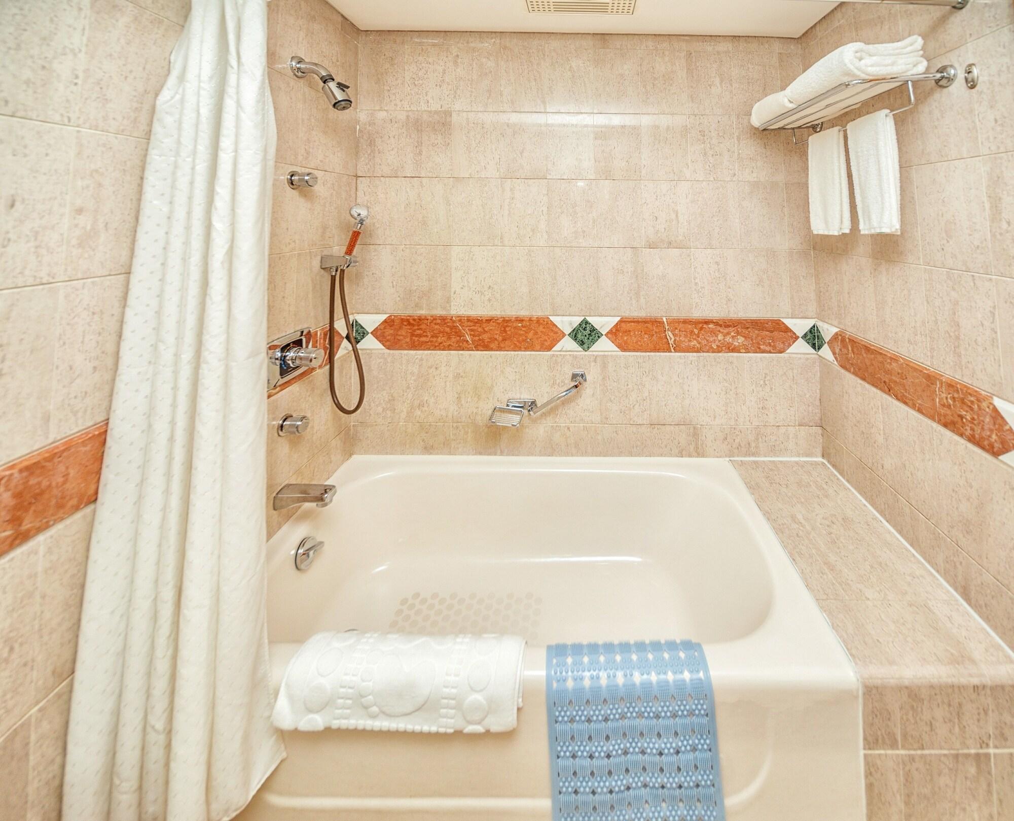 דונגגואן Hotel Silverland מראה חיצוני תמונה
