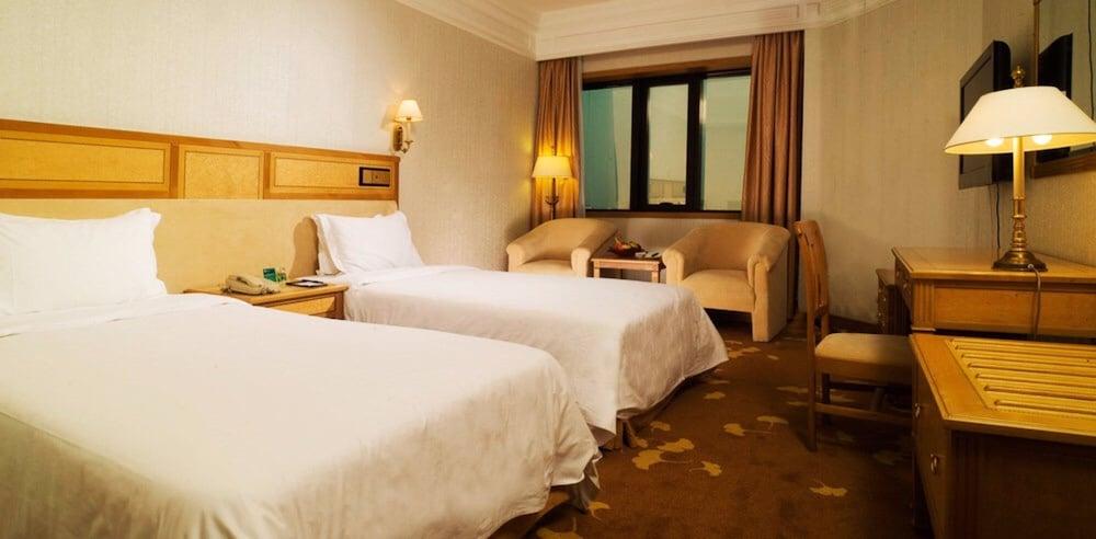 דונגגואן Hotel Silverland מראה חיצוני תמונה