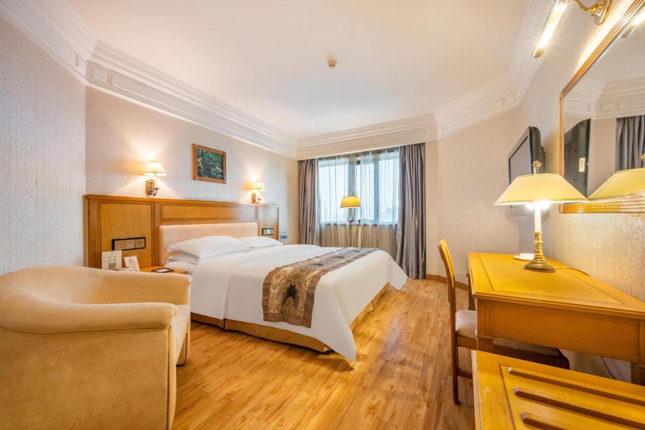 דונגגואן Hotel Silverland מראה חיצוני תמונה