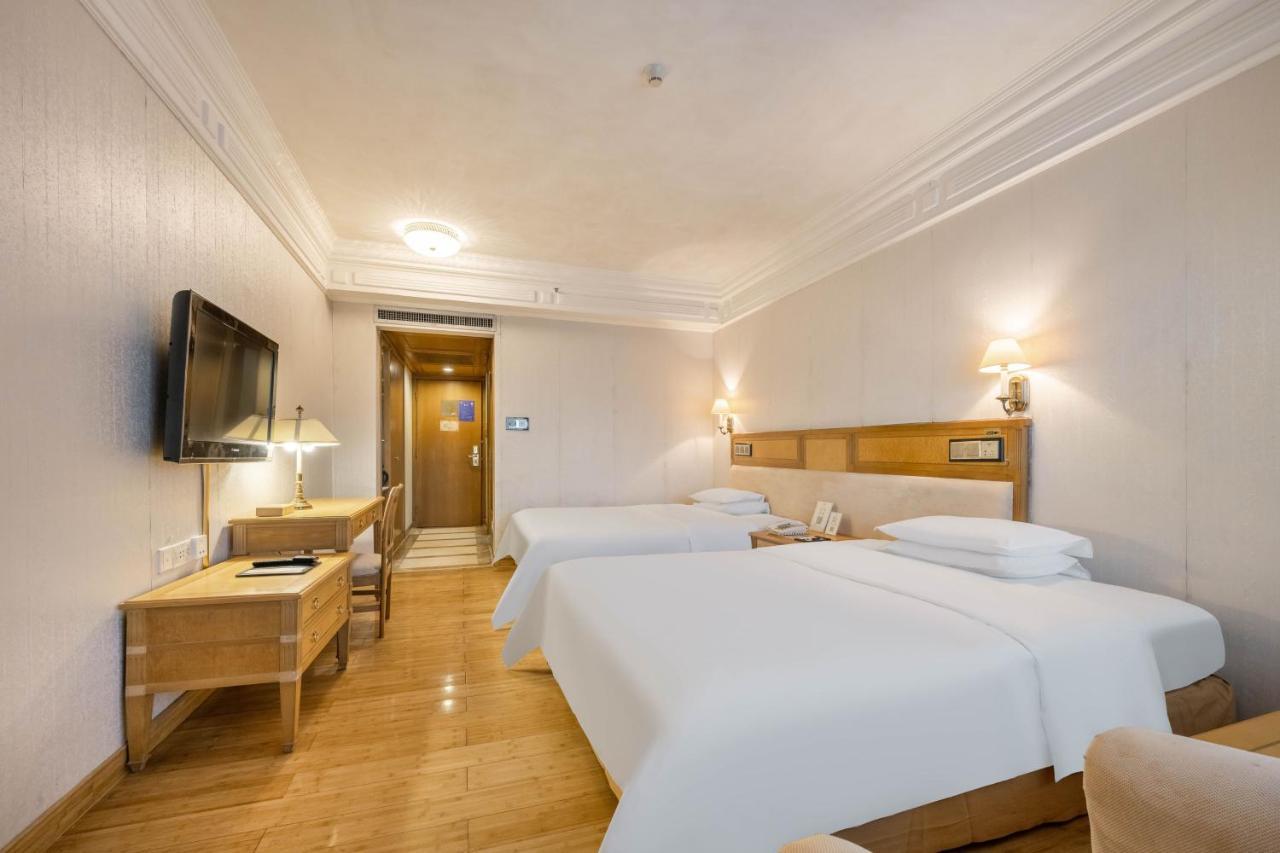 דונגגואן Hotel Silverland מראה חיצוני תמונה
